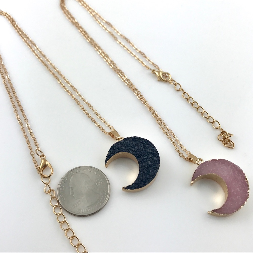 Faux Druzy Moon necklace - Picture 4 of 5